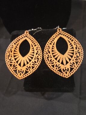 BOHO STYLE DANGLE WOOD EARRINGS
